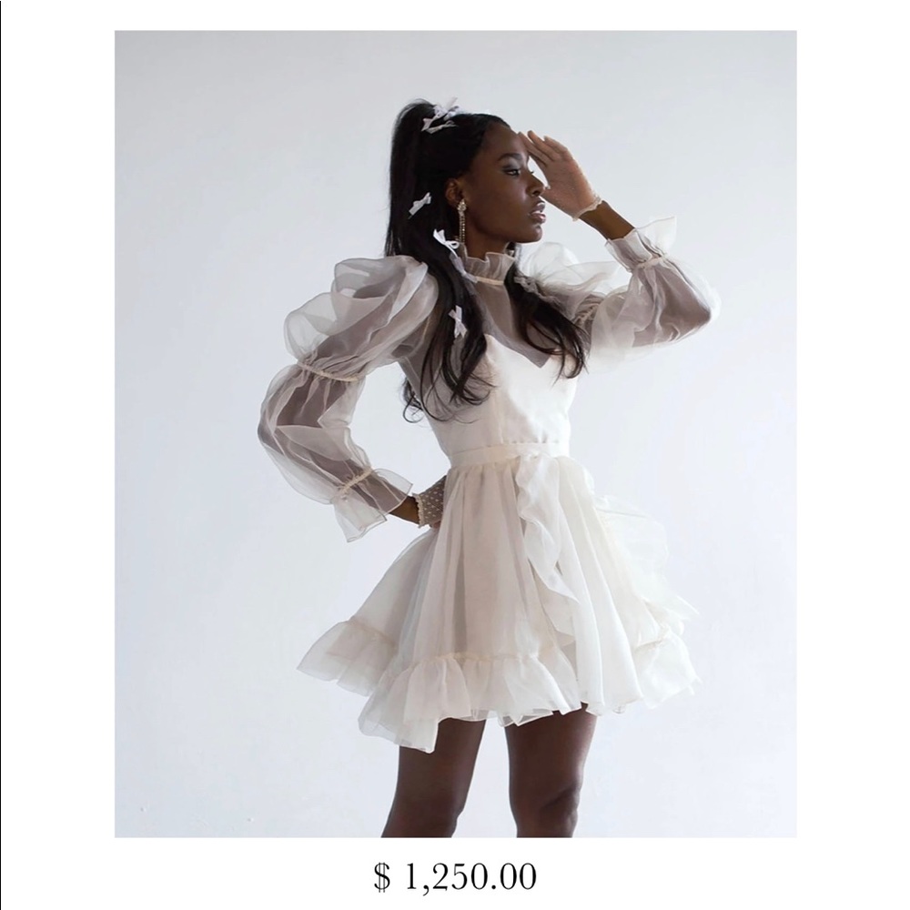 Odylyne the Ceremony Mini Caspian 32” Waist